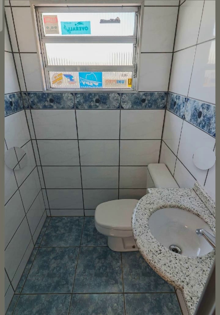 81189