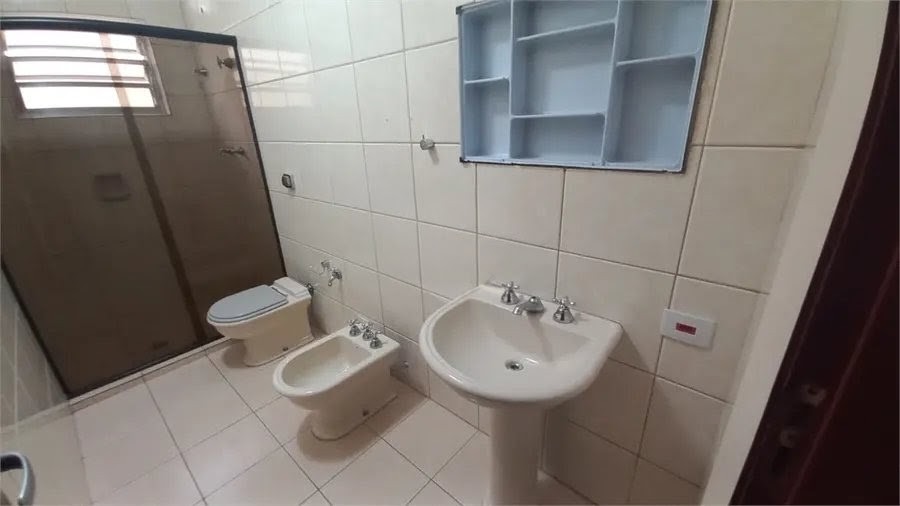 87895