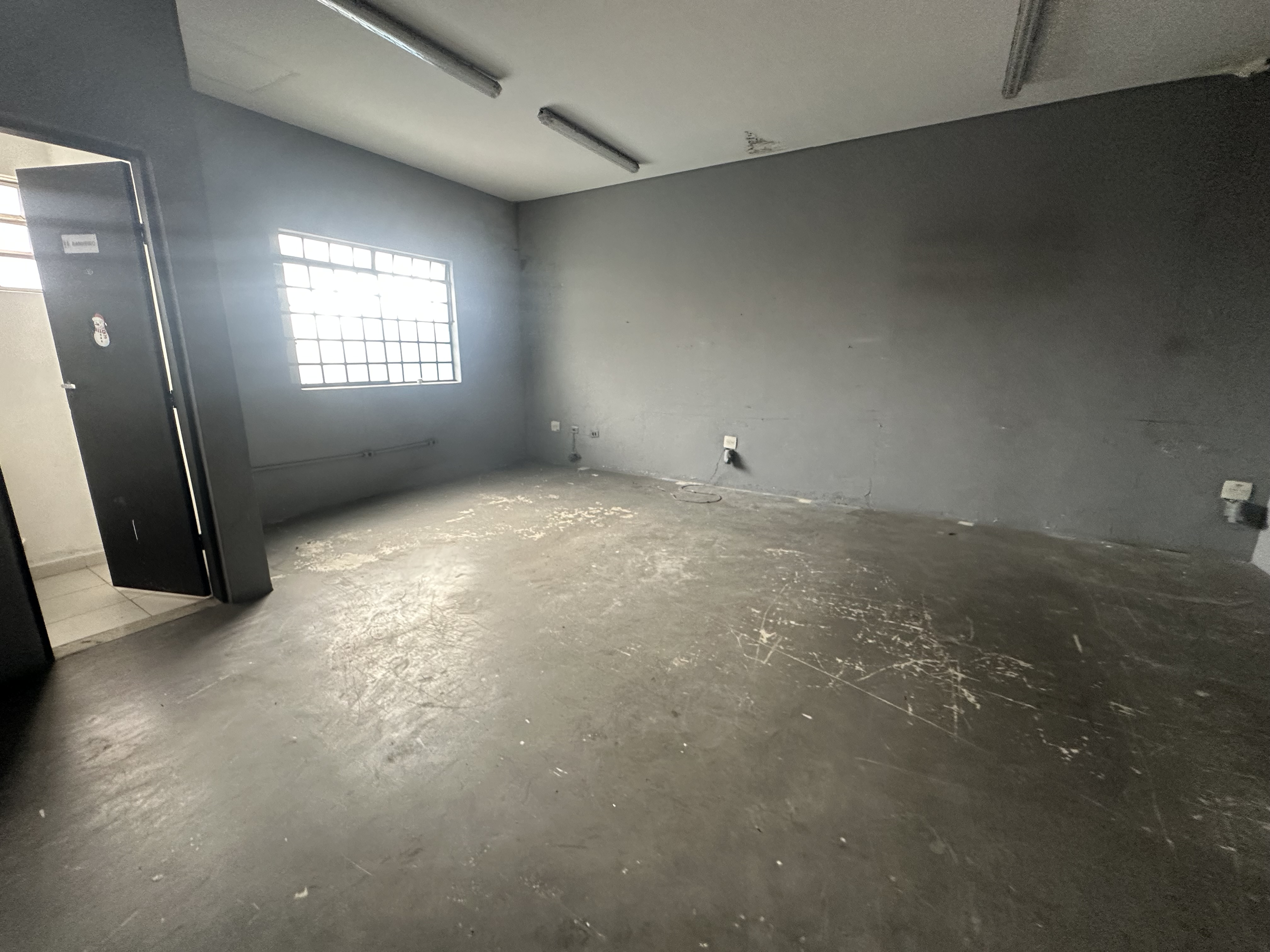89328