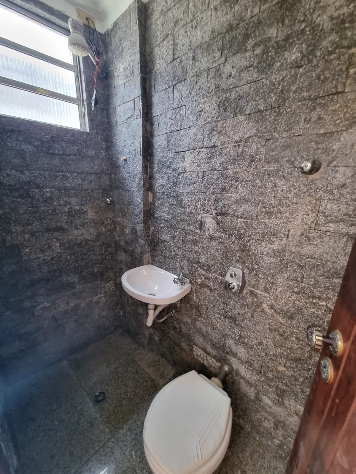 277219