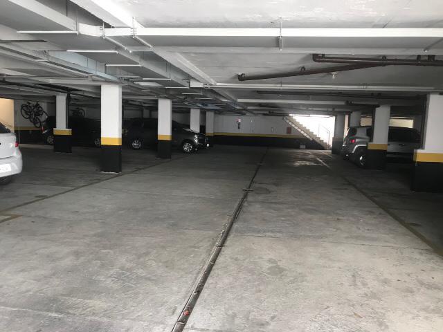279647