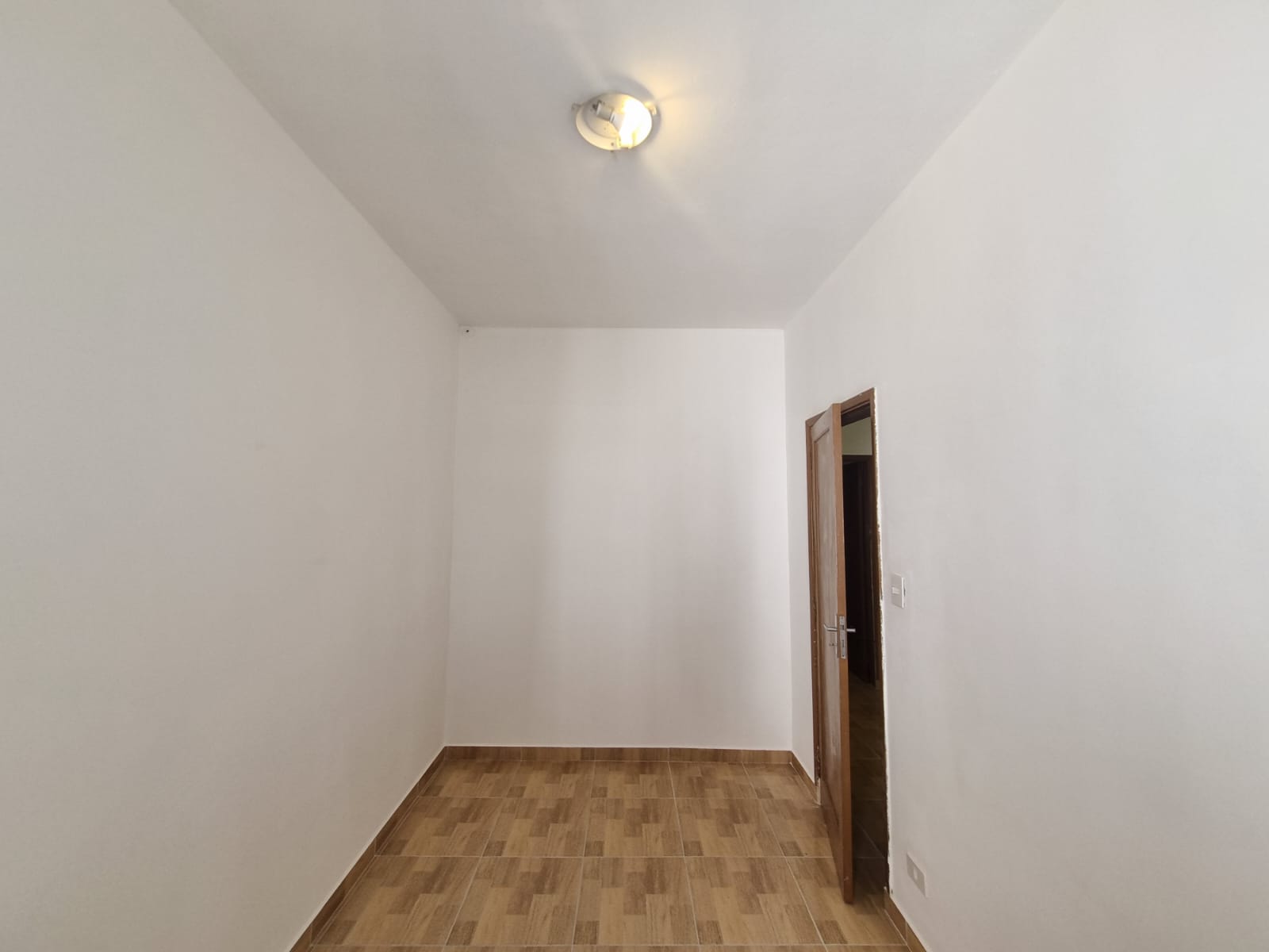 283635