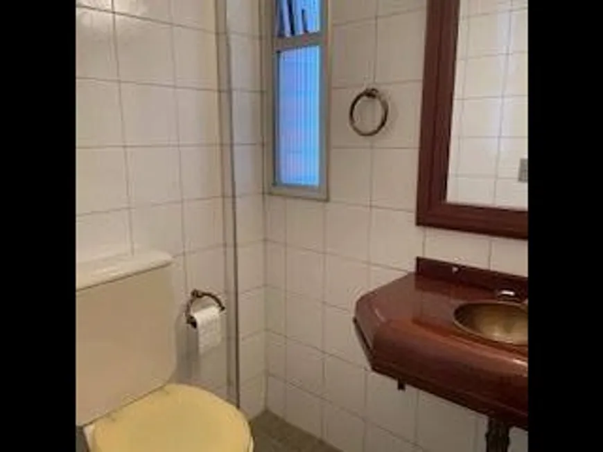 295549