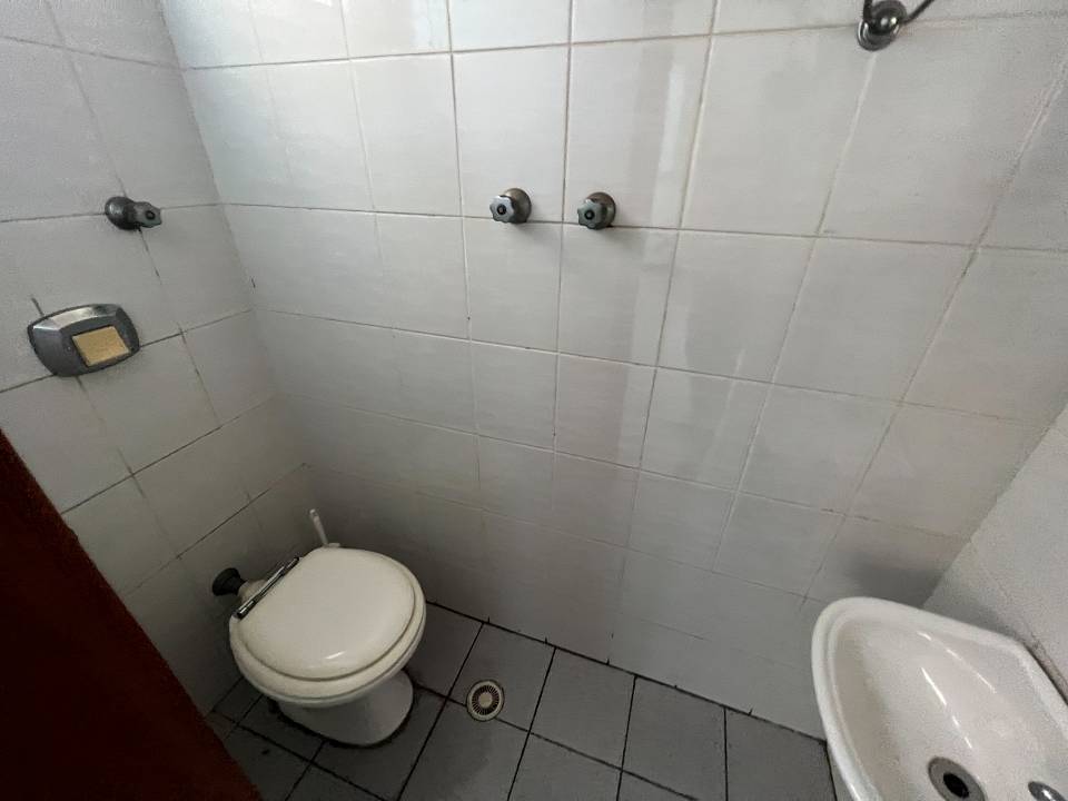 295715